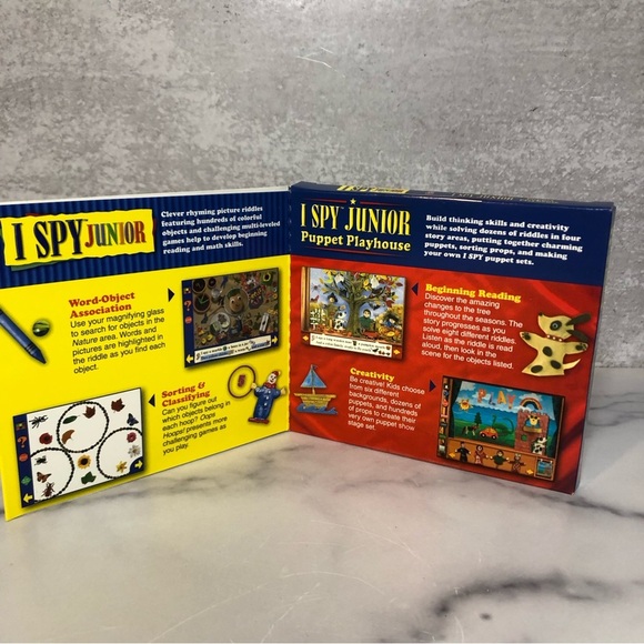 Scholastic I Spy Junior/I Spy Junior: Puppet Playhouse PC Games Ages 3-5 (2000) - Picture 5 of 8